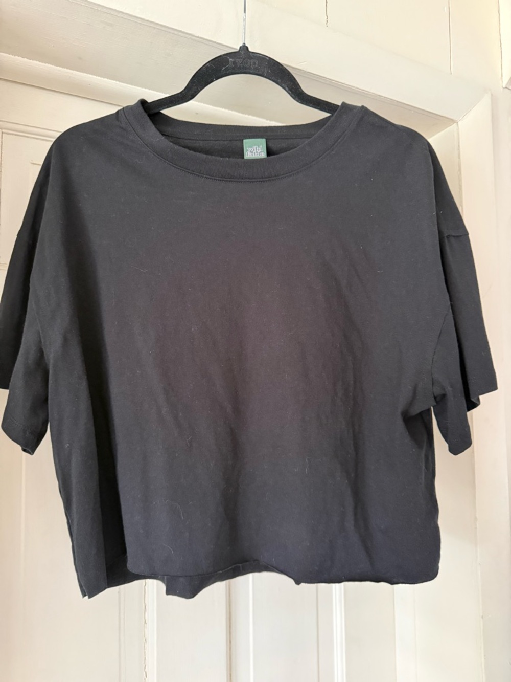 wild fable Black Short Sleeve Cropped Tee